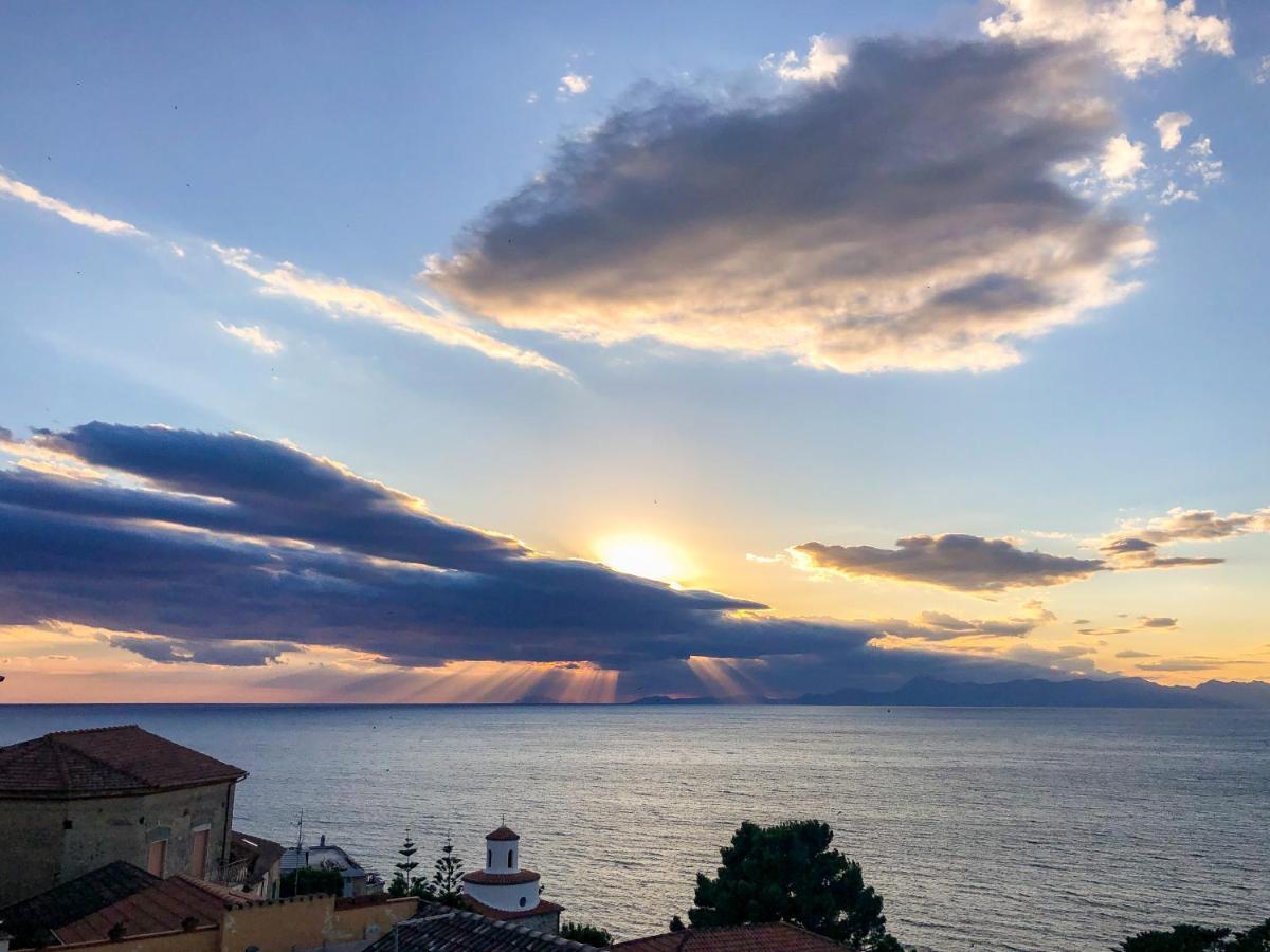 Bed and Breakfast Borgo dei Saraceni - Domus Indomita Agropoli Esterno foto